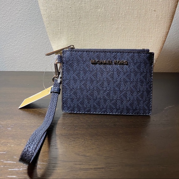 Michael Kors Jet Set Travel Coin Purse Wristlet - Picture 4 of 8